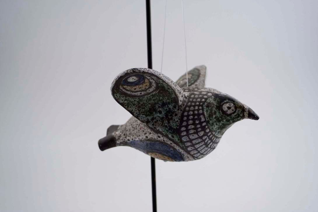 Foto Hanging Bird Sculpture