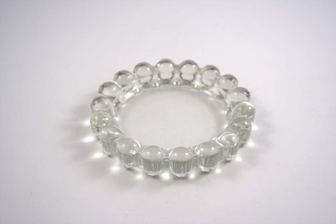 Foto Ashtray, Transparent Glass, String of Chrytal Balls
