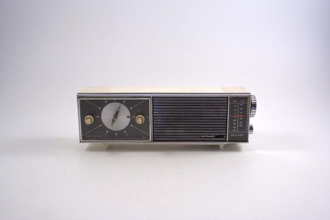 Foto Radio Universum 1952 h11x30x7