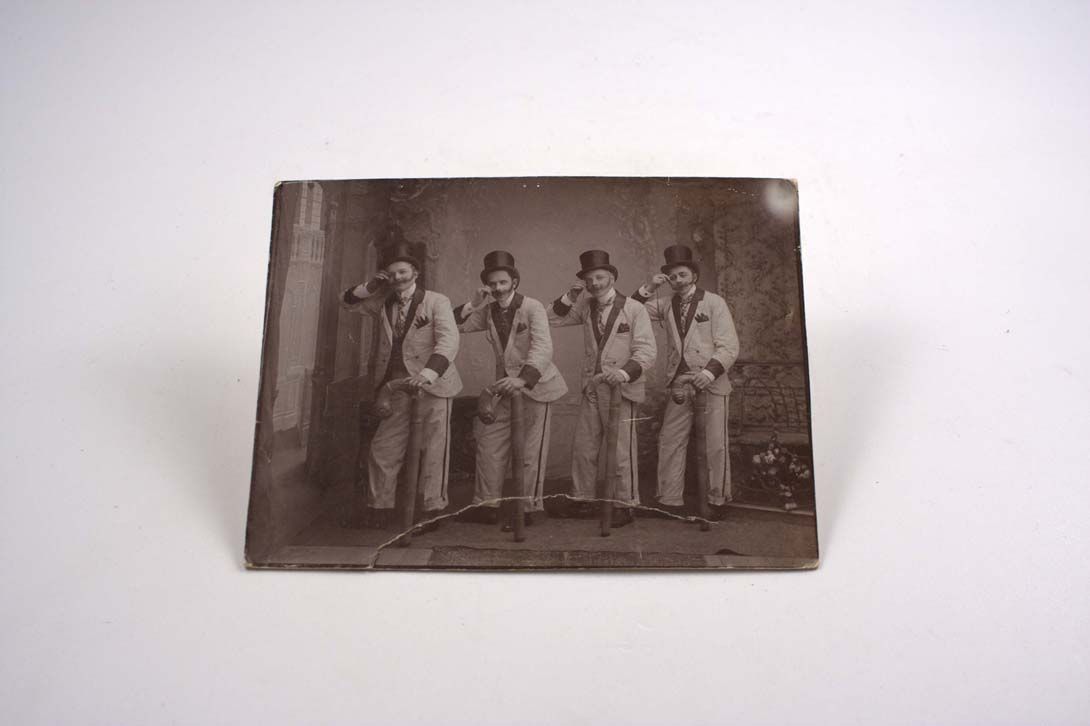 Foto Historic Photo of Four Show Men Germany 1900