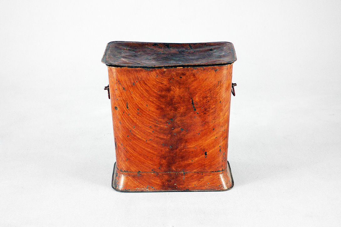 Foto Metal Waste Bin With Lid, Wooden Look