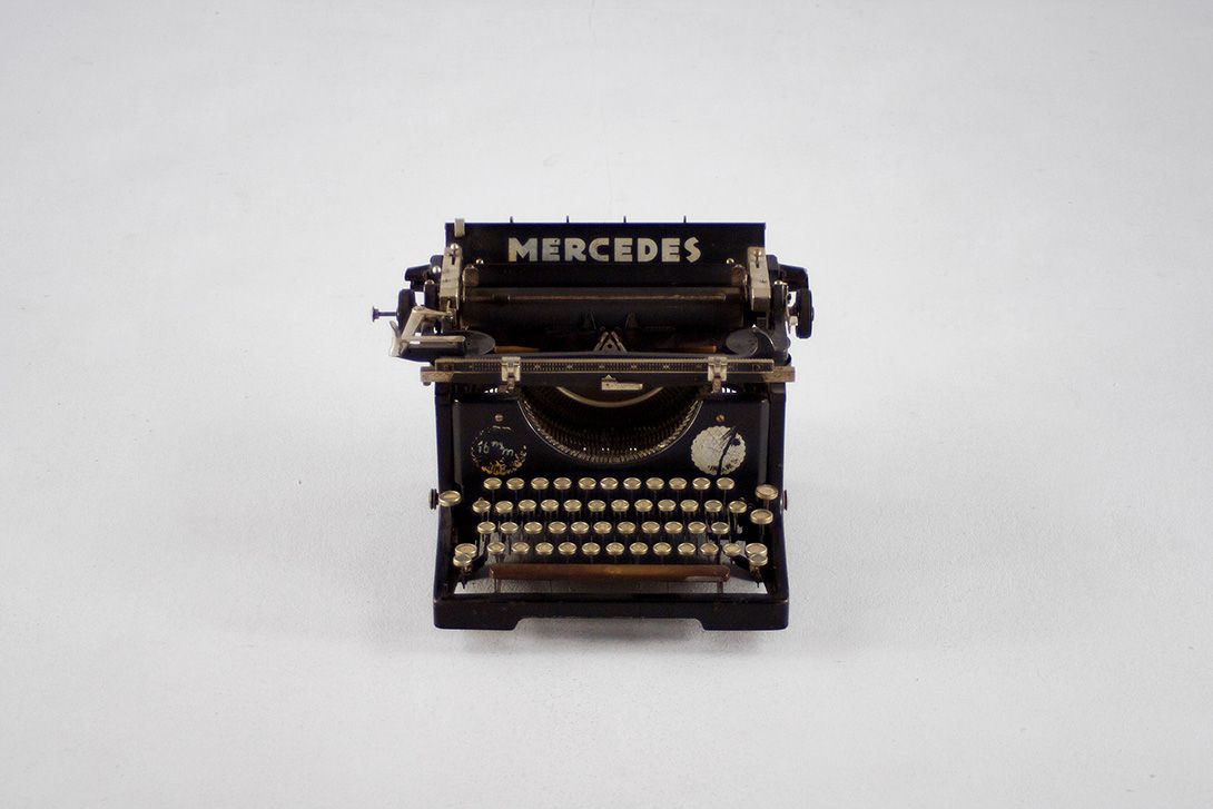 Foto Mercedes Typewriter Modell 4