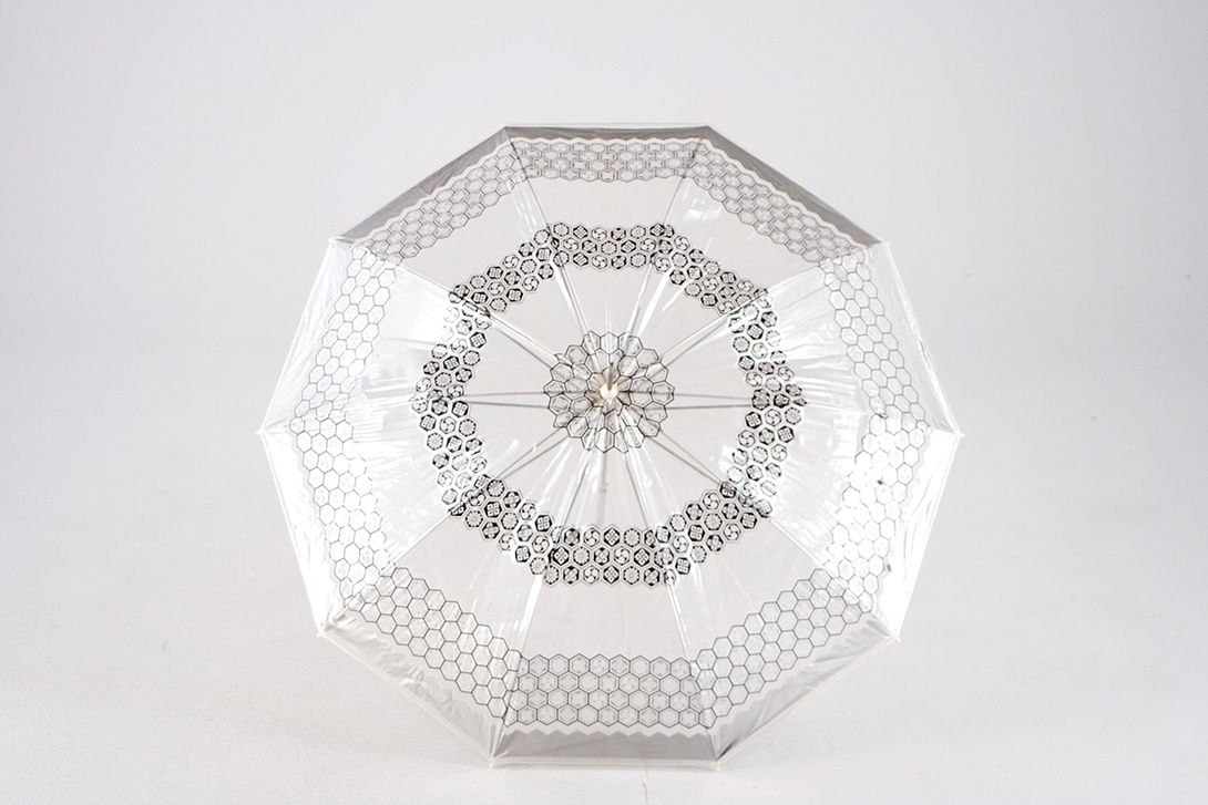 Foto White Plastic Umbrlla, Hexagon Print, Chrome Stick