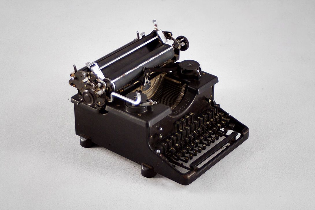 Foto Torpedo Typewriter