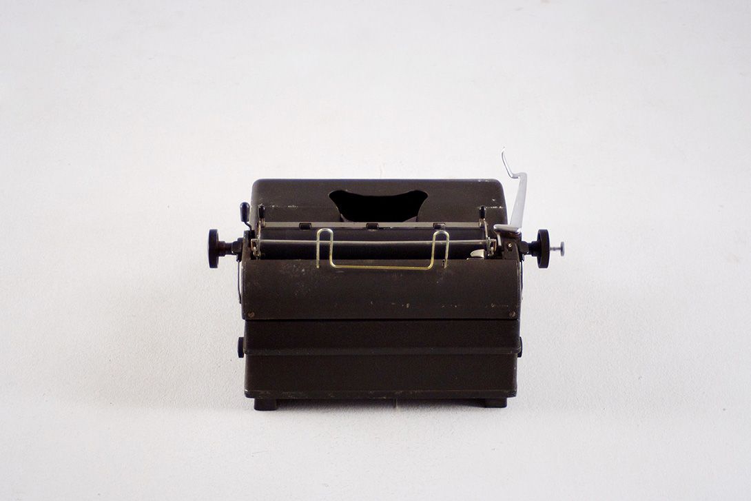 Foto Rheinmetall Typewriter h39x41x21