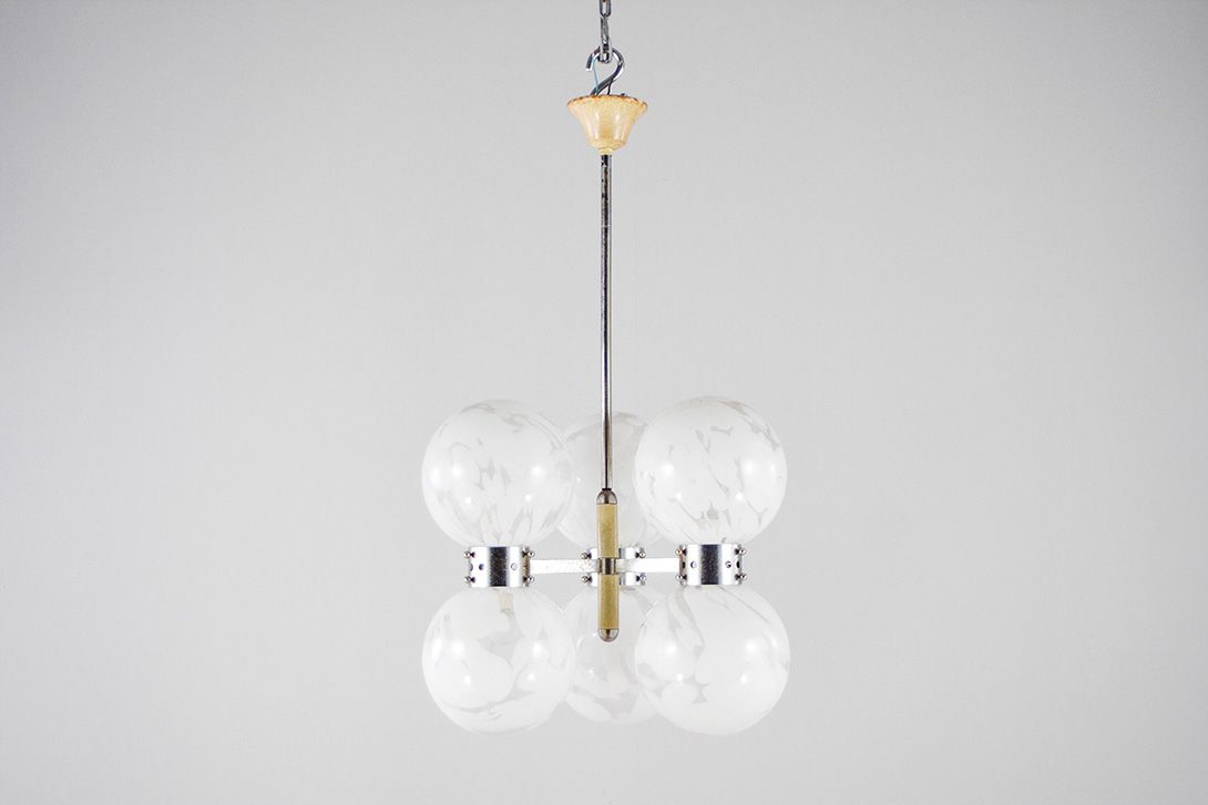 Foto Space Age Pendant Lamp Milky Glass Balls ø47