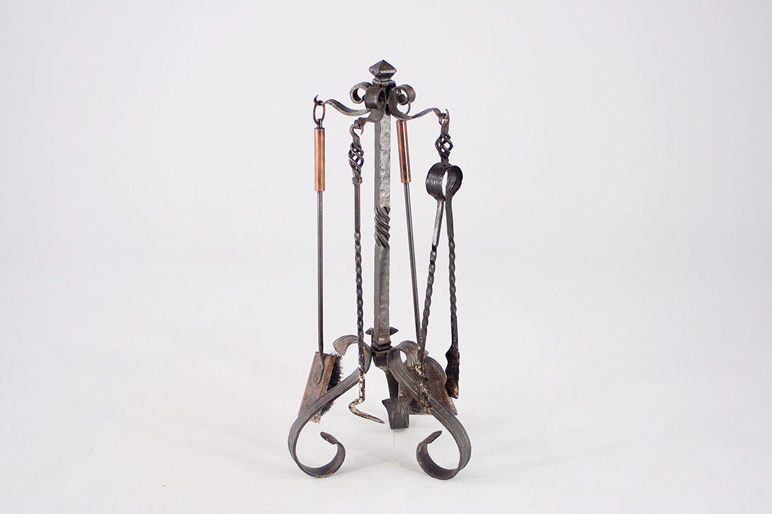 Foto Wrought Iron Fire Tools with Bellows Leipzig 1890