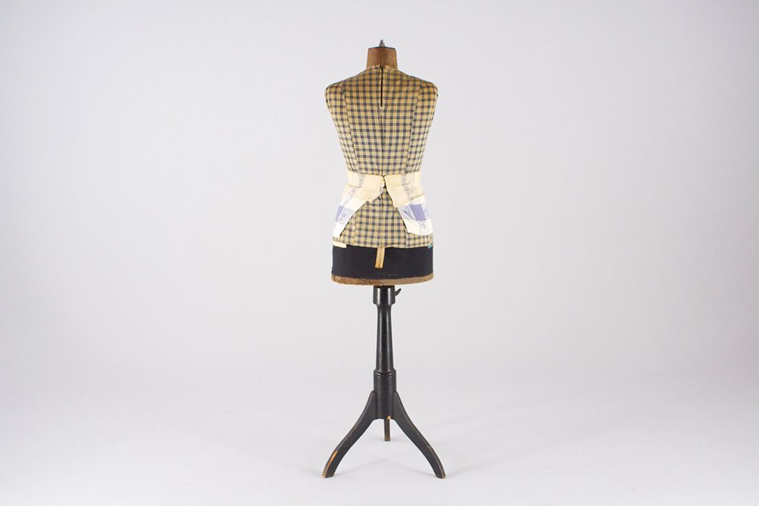 Foto VINTAGE TAILOR’S DUMMY