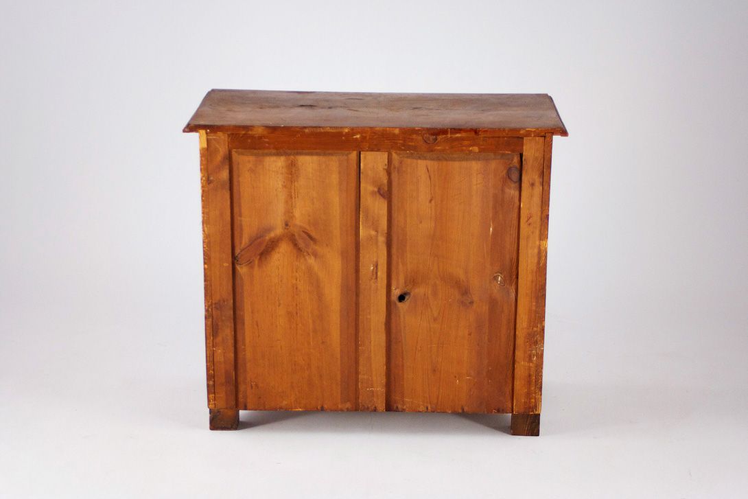 Foto Empire Wooden Dresser