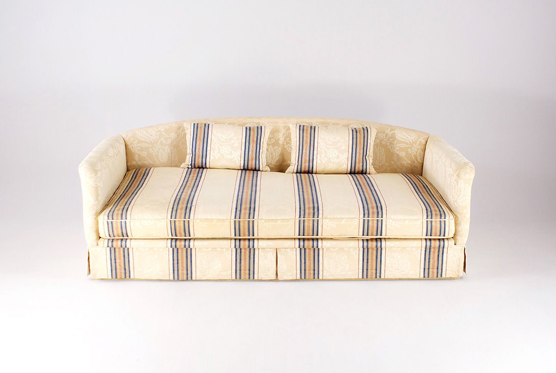 Foto Baroque Deep Seating Sleeping Couch 1960´s h71x213x107