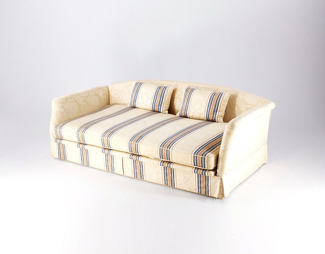 Foto Baroque Deep Seating Sleeping Couch 1960´s h71x213x107