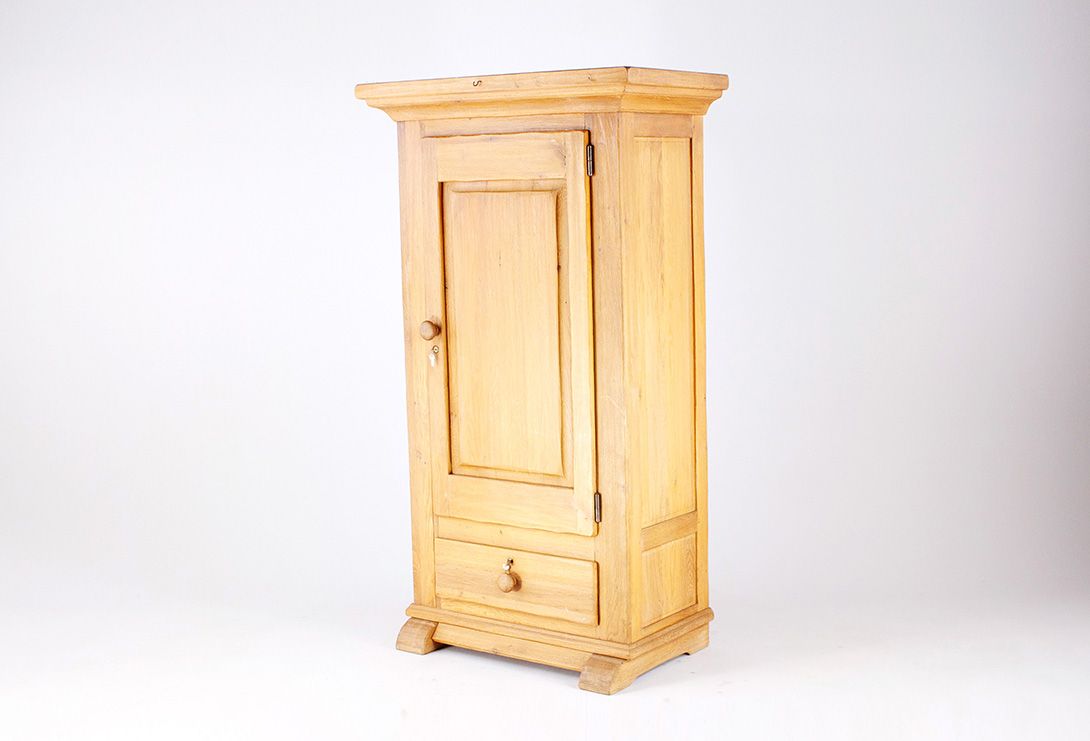 Foto Weapon Cabinet