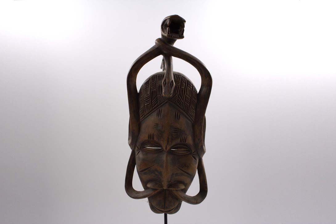 Foto Mask Snake Nose Shaman Ivory Coast