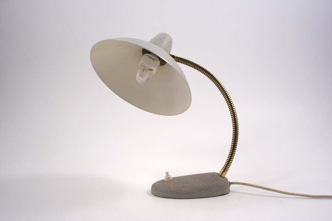 Foto Bauhaus Desk Lamp Berlin 1939 h37