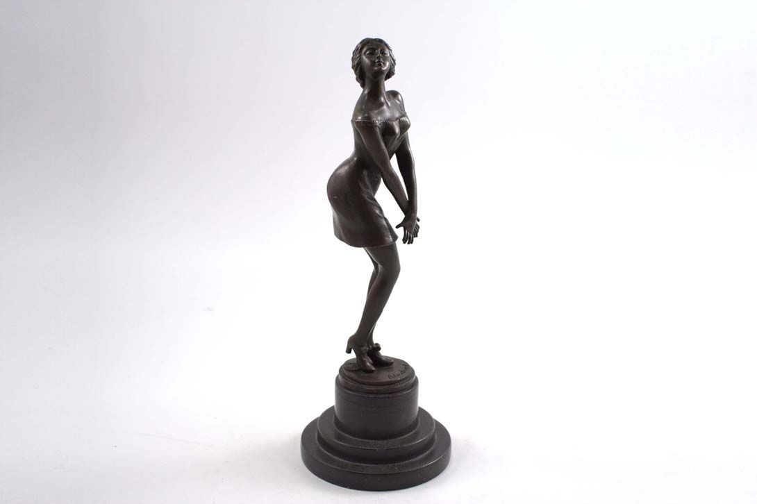 Foto Woman Sculpture h37x16