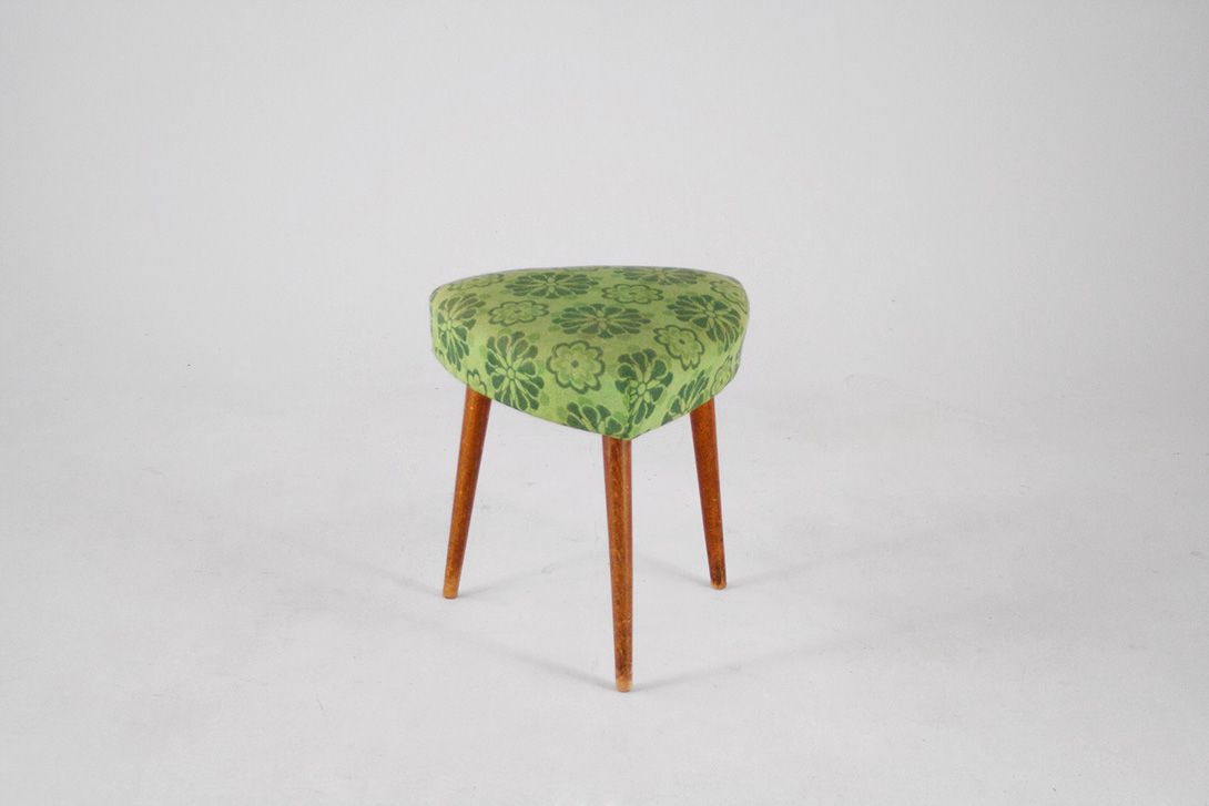 Foto Upholstered Stool with Flower Pattern 1960s h43x41x40