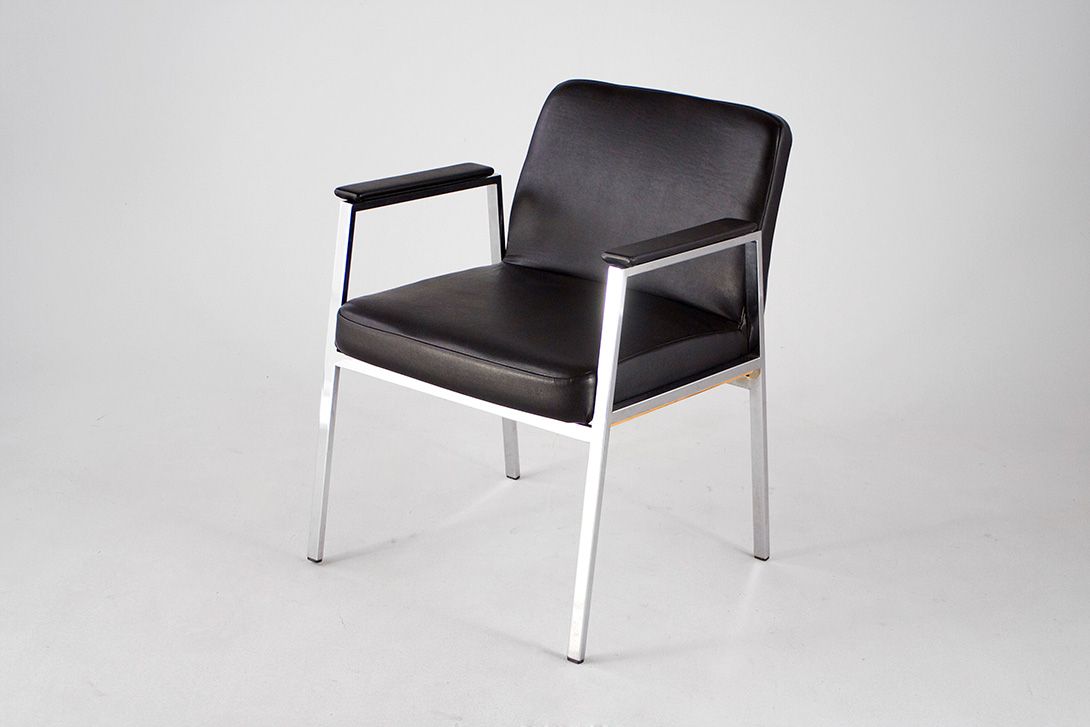 Foto Black Skyleather Armchair Chrome