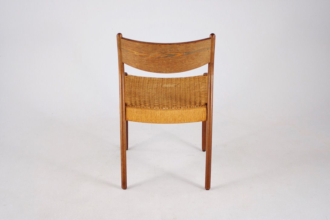 Foto Danish Wenge Chairs with Papercord Seating *
