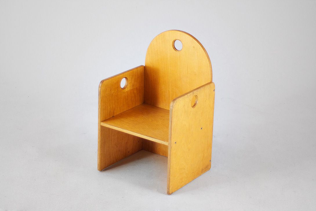 Foto Simple 4-Piece Geometrical Plywood Children&#8217;s Chair *