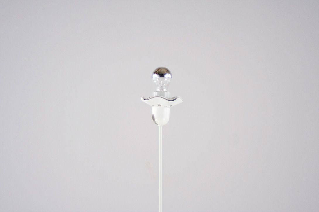 Foto Metal Floor Lamp with Flower Top h150 * A2
