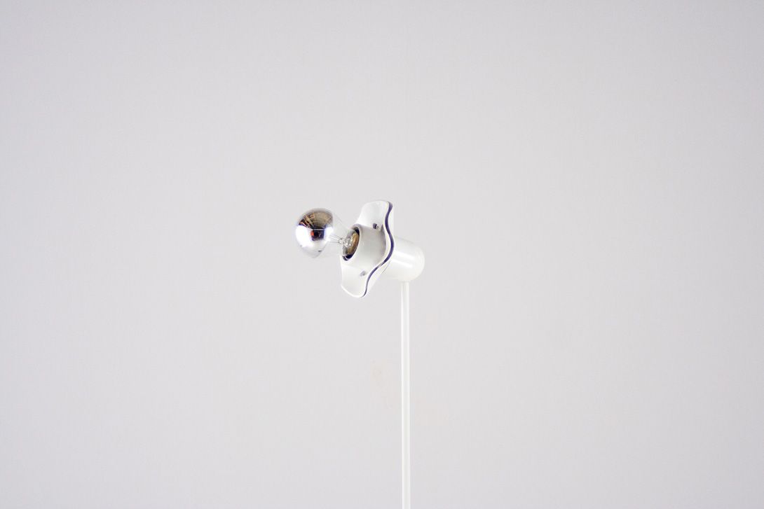 Foto Metal Floor Lamp with Flower Top h150 * A2