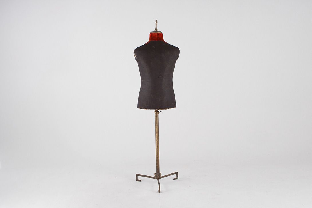 Foto Vintage Tailor&#8217;s Dummy Velvet/Metal