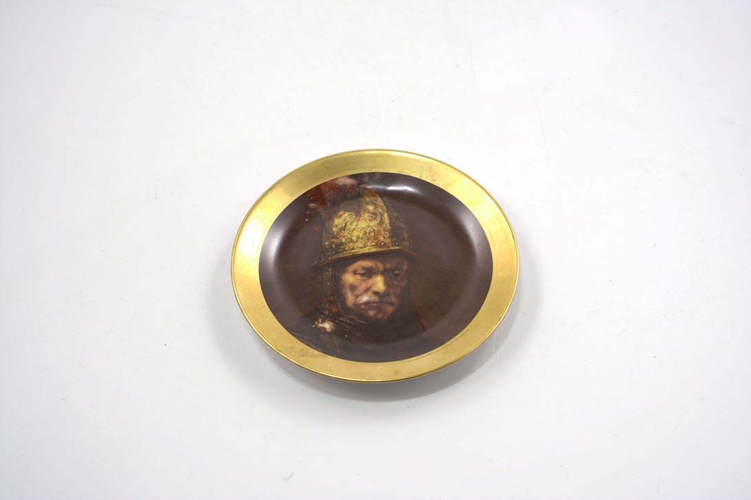 Foto Wall Plate Man With Golden Helmet ø16cm