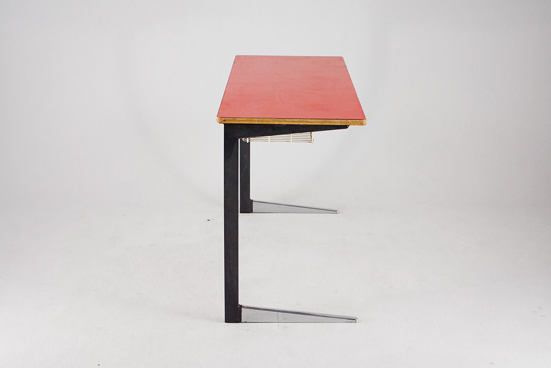 Foto Nelson Narrow Red Desk h76x130x50