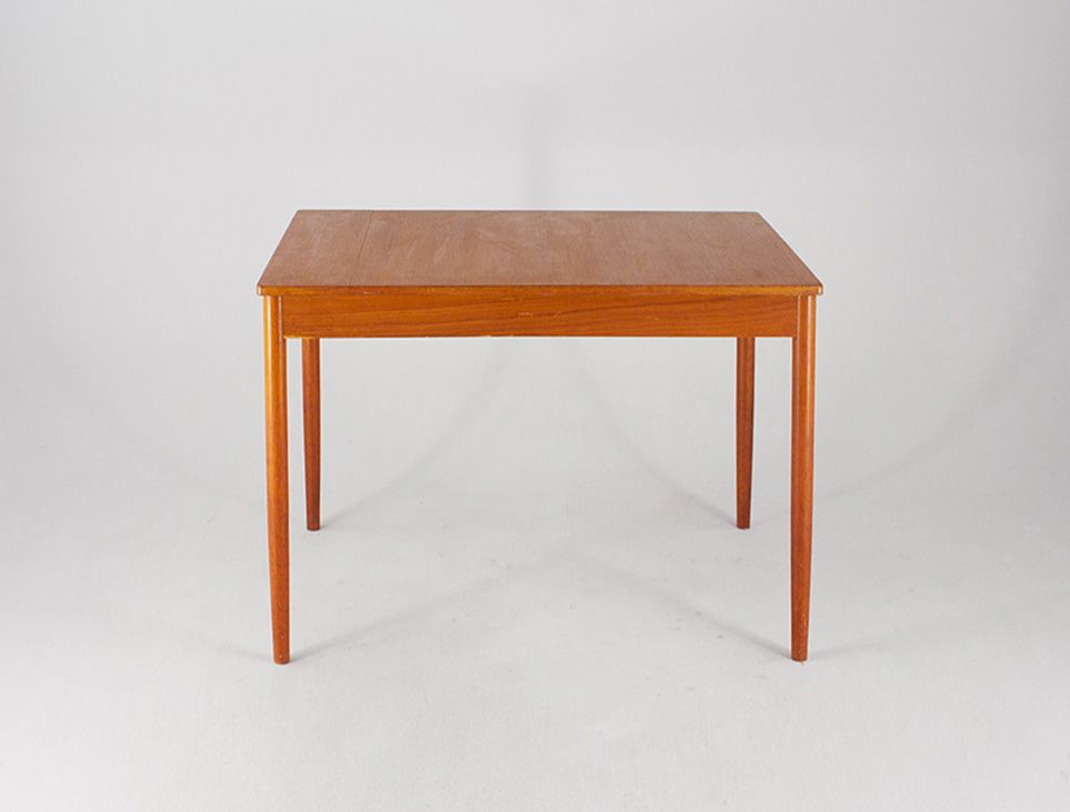 Foto Extendable Teak Dinging Table Dutch 1973 h74x120x80 *