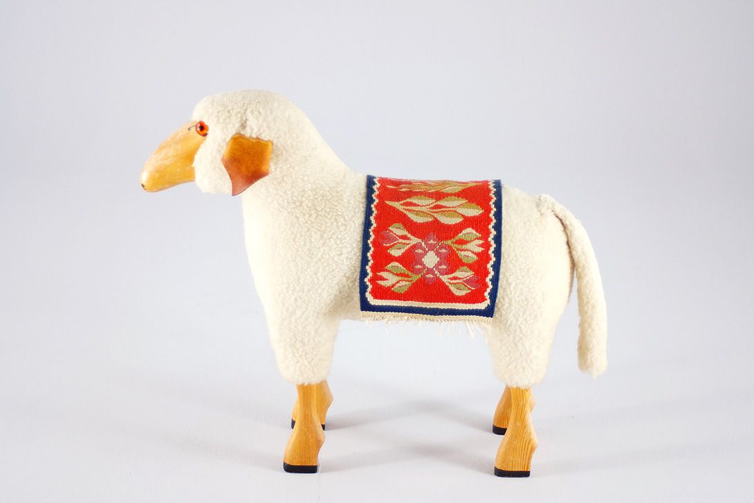 Foto Wooden Sheep with Sheepskin h60x70x20