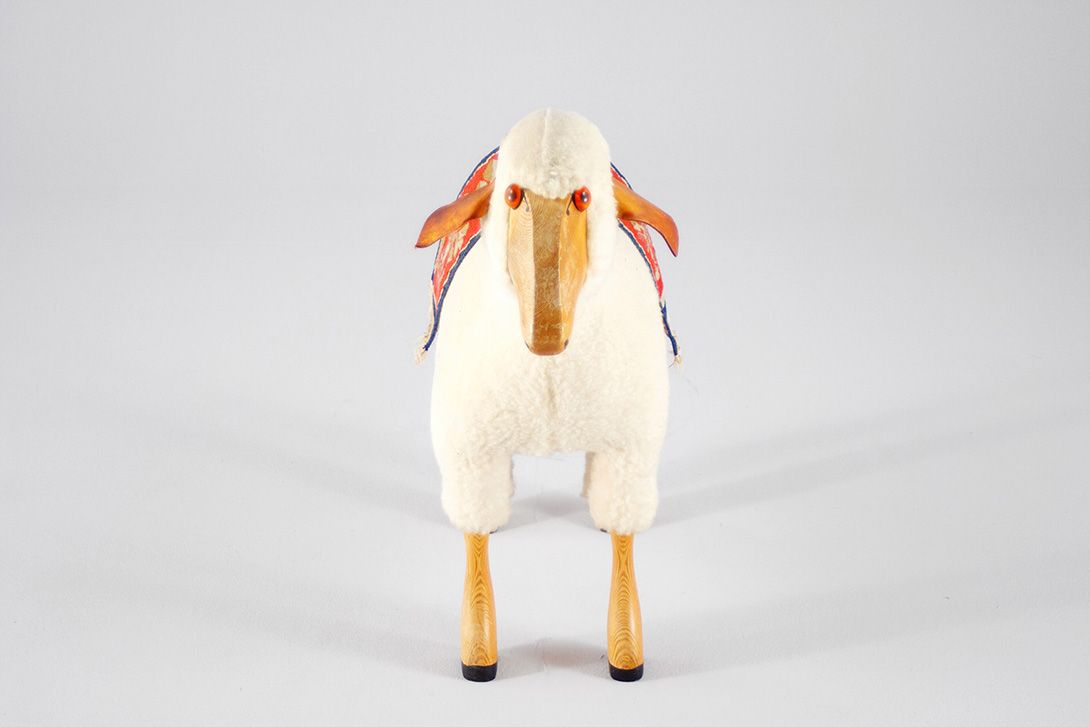 Foto Wooden Sheep with Sheepskin h60x70x20