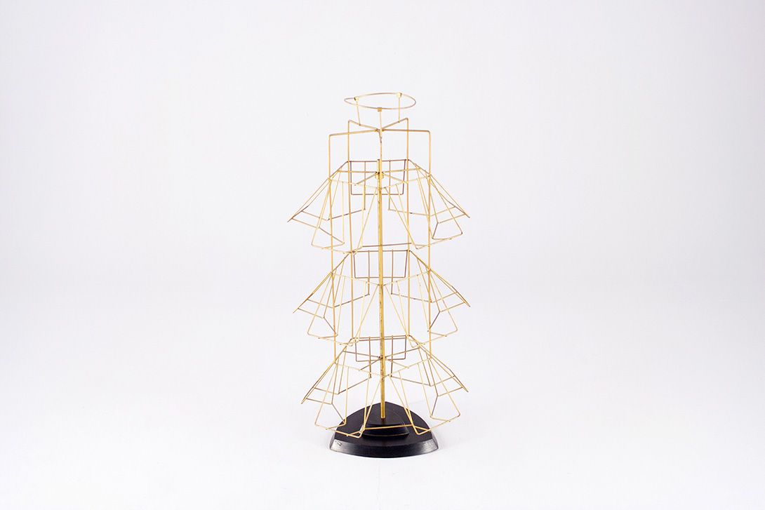 Foto Delicate Vintage Brass Postcard Rack 1955 h83x40