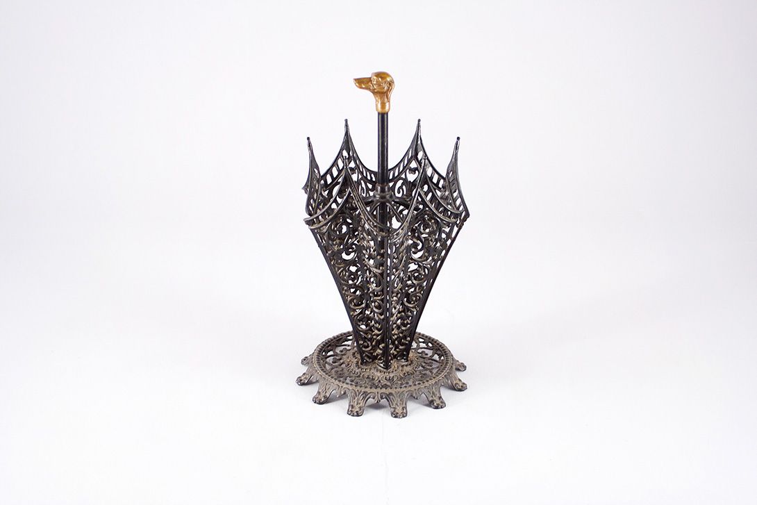 Foto Vintage Iron Umbrella Stand Brass Hound&#8217;s Head Handle France 1886