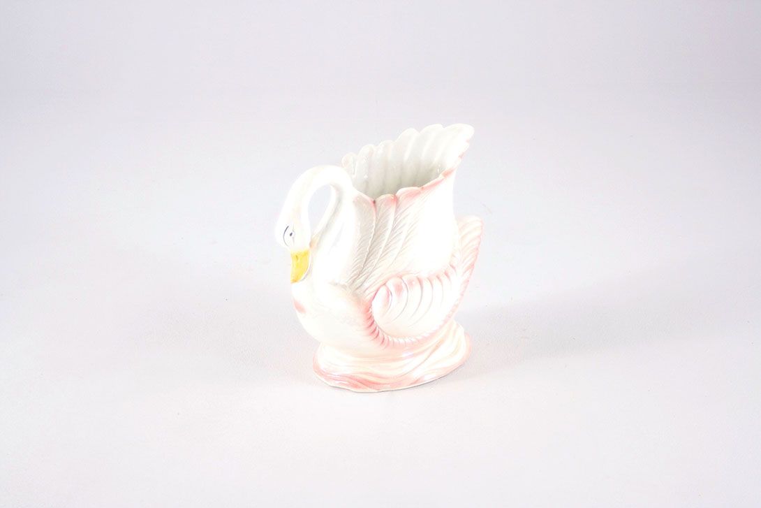 Foto Porcelain Swan Vase h32x40x19