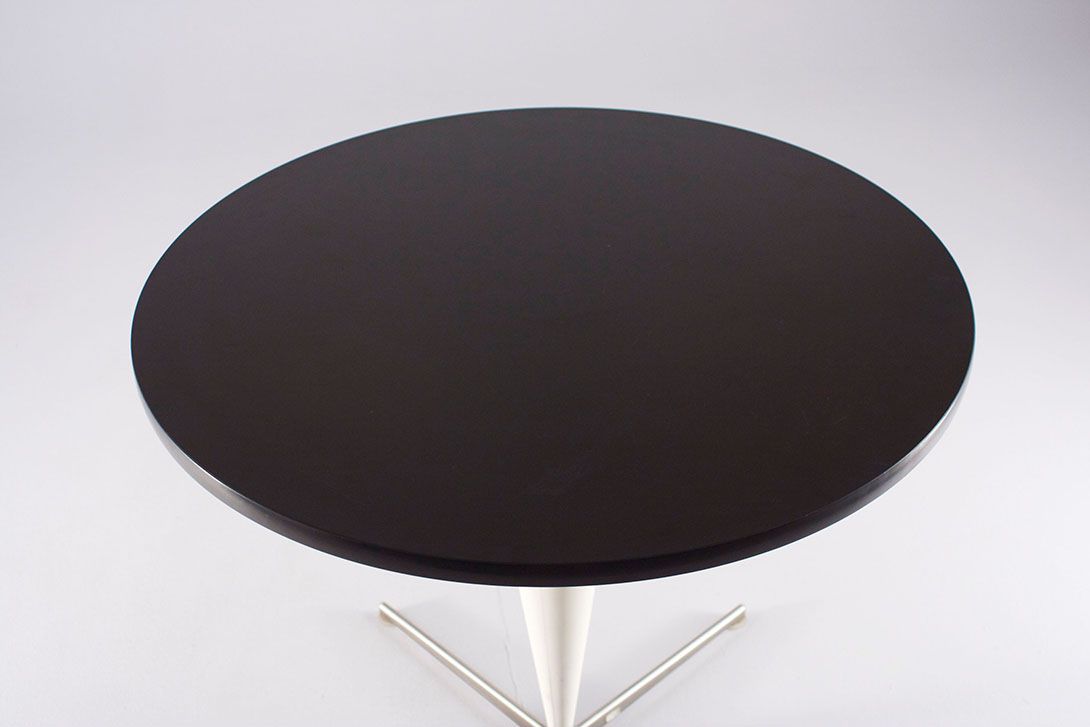 Foto Panton Ice Cone Table h70x80