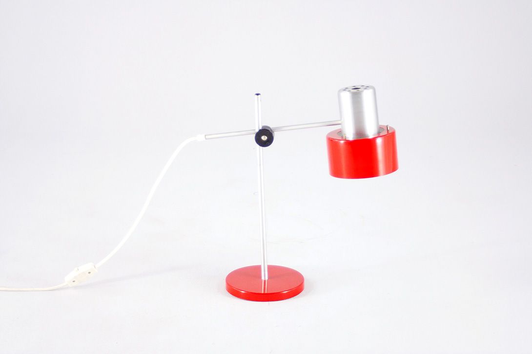 Foto Red Metal Desk Lamp 1974 h45