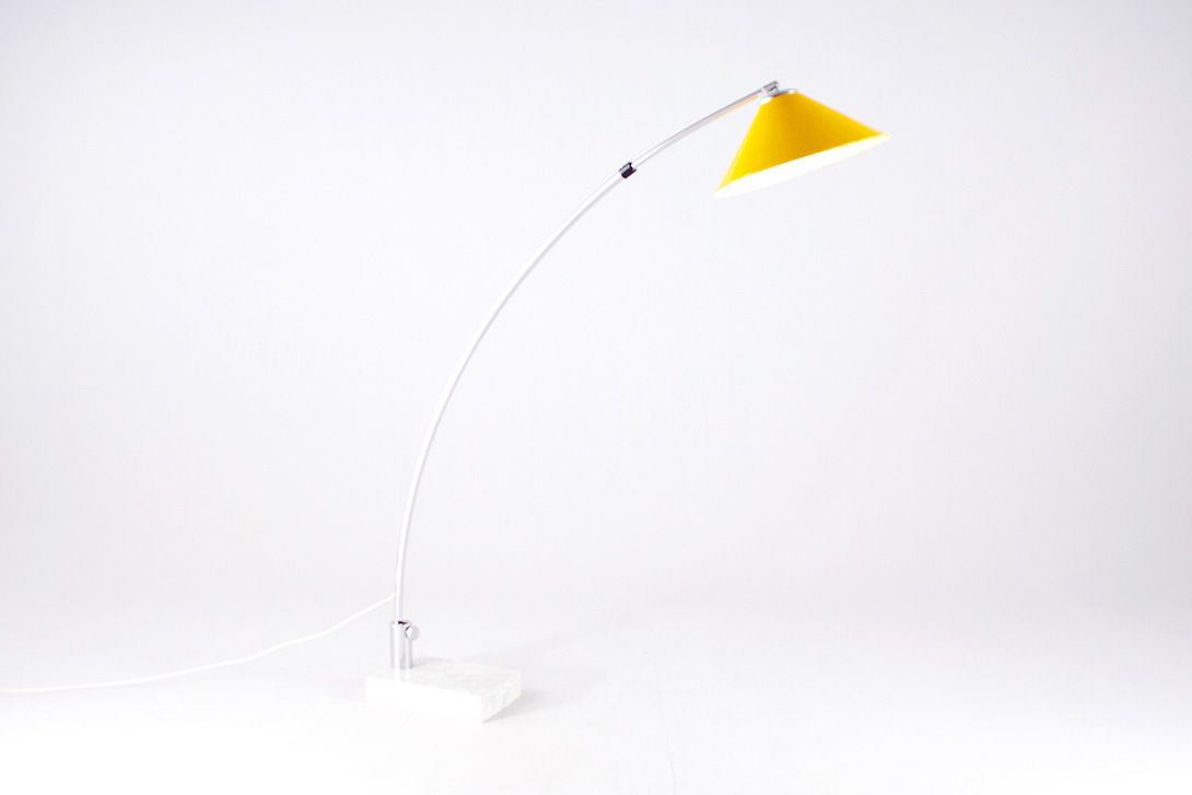 Foto Yellow Metal Floor Arclamp Marble Base 1968 h163 A1