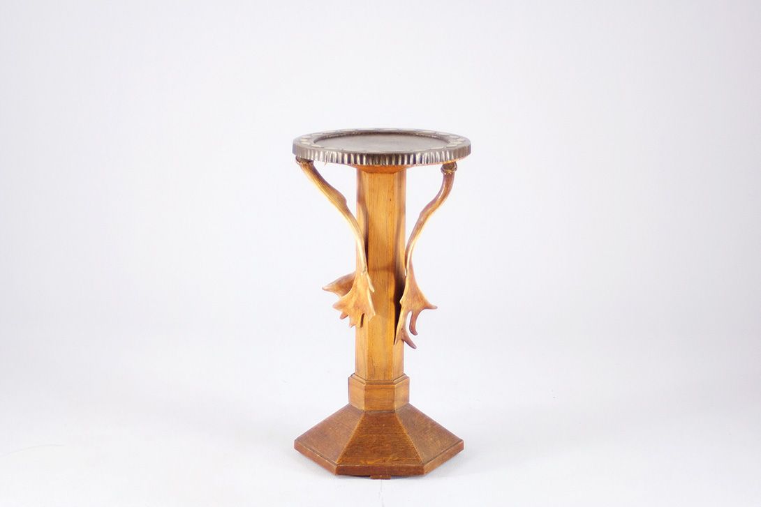 Foto Side Table Horns with Metal Top h76x40
