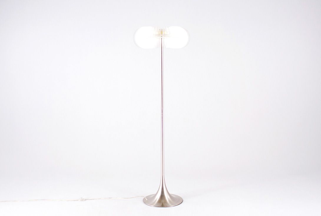 Foto Blossom Floor Lamp Plexi Chrome Italy 1970 h170 //