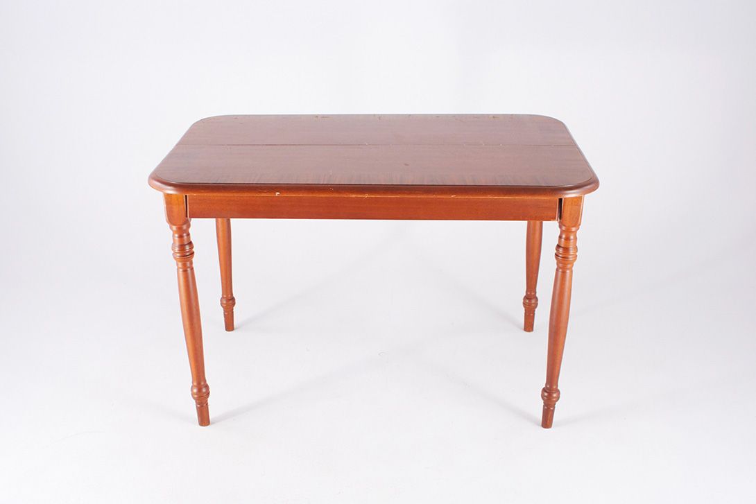 Foto Wooden Dinner Table h72x114x76