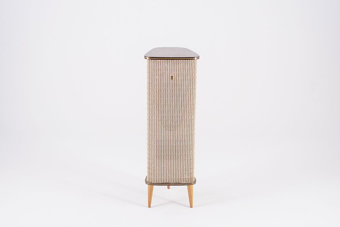 Foto Grundig Loudspeakers on Stands 1954