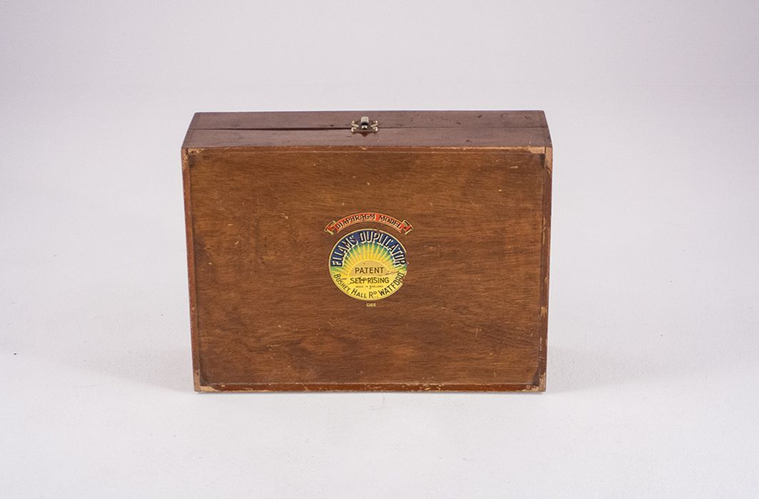 Foto Nip Roll Duplicator in a Box 1940