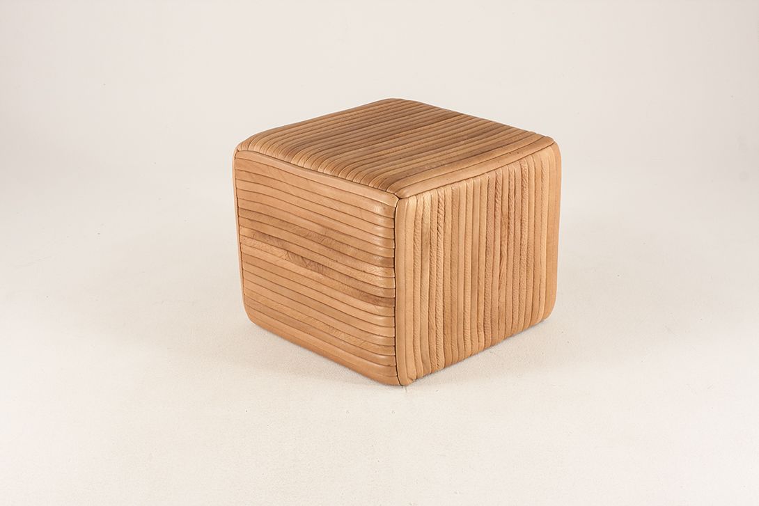 Foto De Sede Leather Cube h40x47