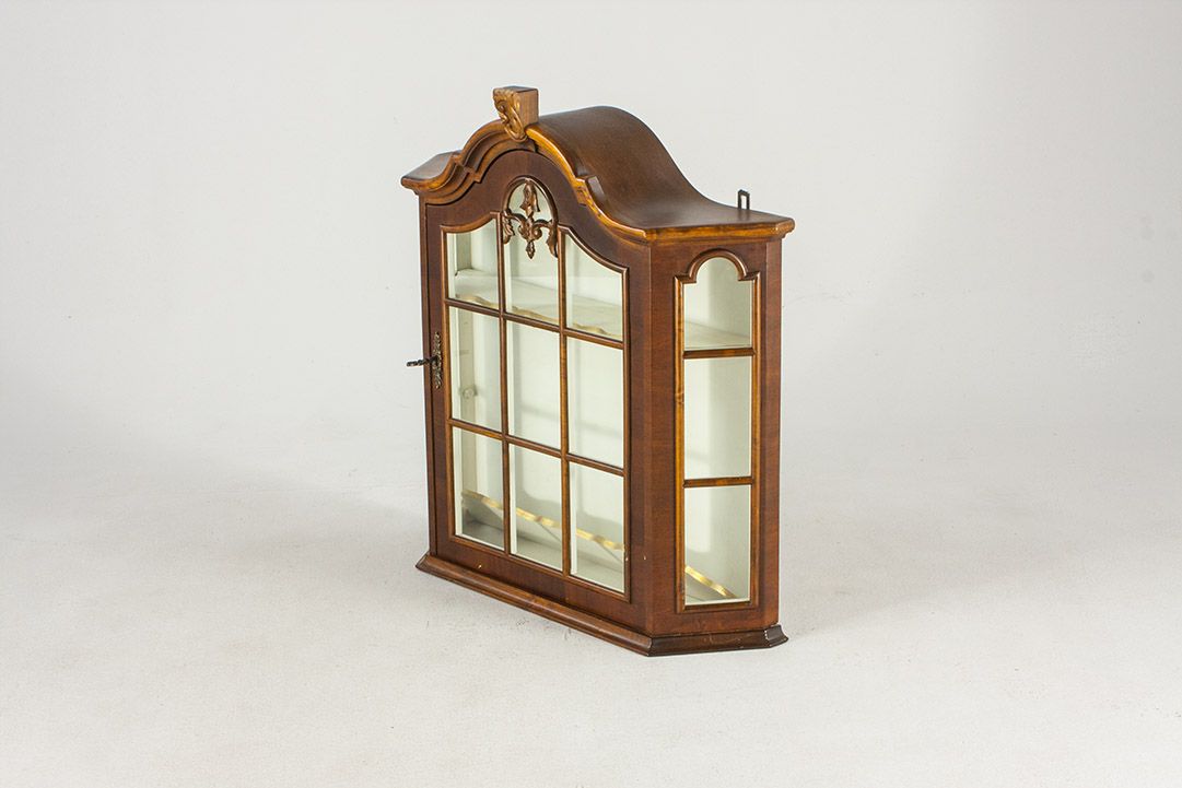 Foto Wooden Cabinet