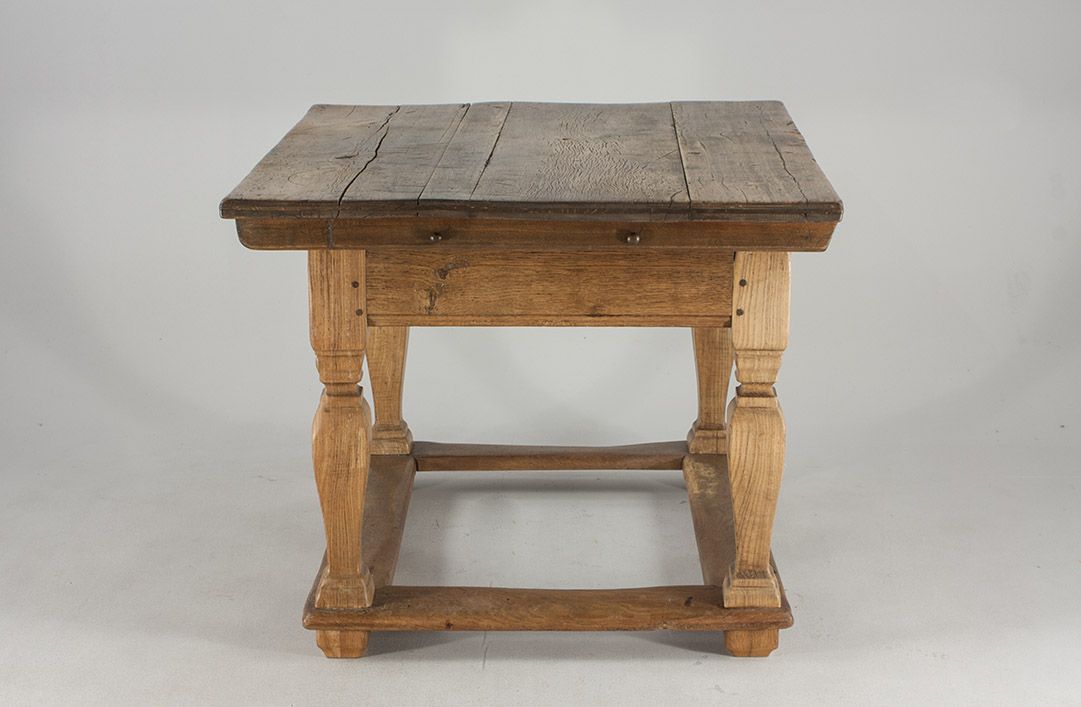 Foto Biedermeier Walnut Wooden Dining Table 1840 h79x121x97 **