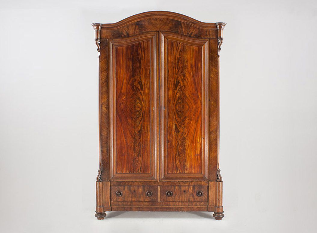 Foto Louis Philippe Mahogany Closet 1860 **