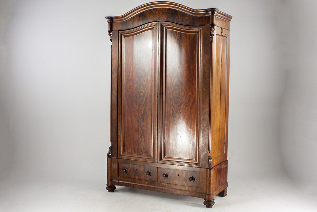 Foto Louis Philippe Mahogany Closet 1860 **
