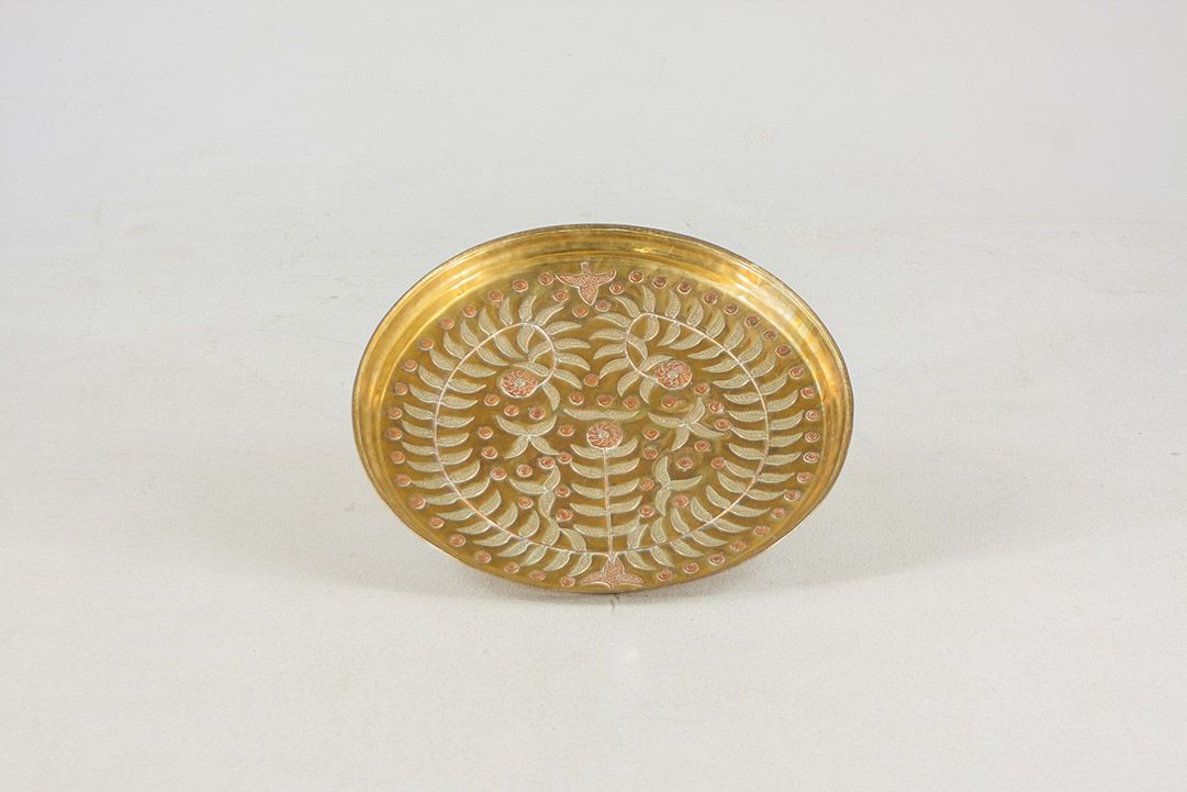 Foto Golden Decorative Plate