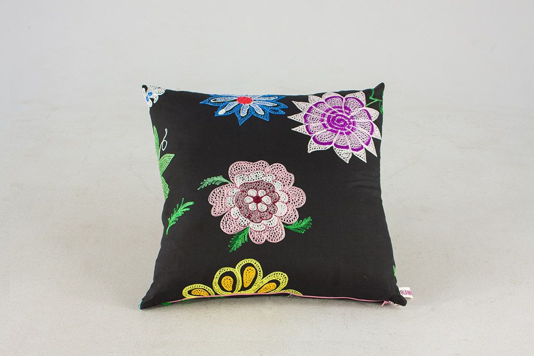 Foto Black Rianna+Nina Pillow With Flower Pattern h50x50