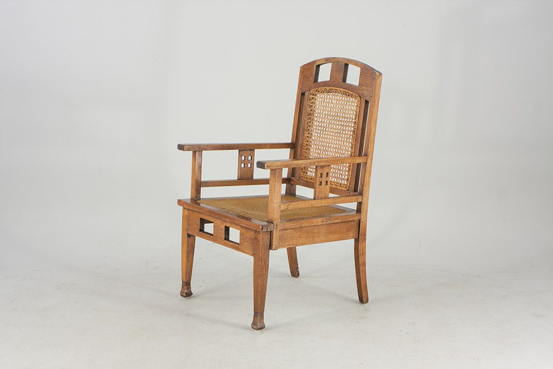 Foto Aristocratic Art Nouveau Lounge Chair Orangerie